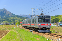[上田電鉄別所線舞田～八木沢間] 24列車、1000系1001F、撮影会は午前はいいや、と思い、ヤギマイへ。