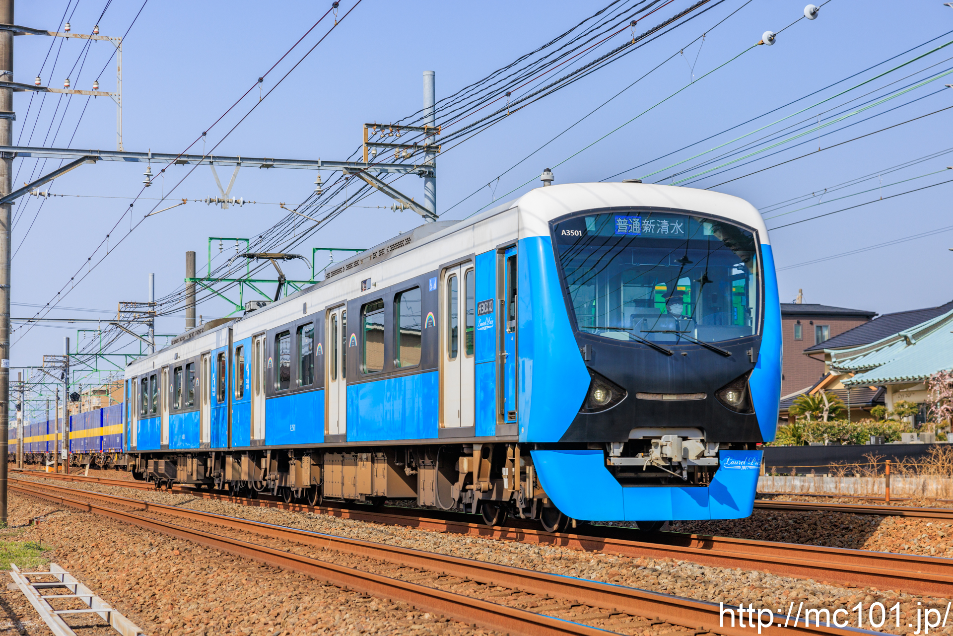 静岡鉄道静岡清水線 狐ヶ崎～桜橋間で撮影した静岡鉄道A3000形A3501を先頭とする列車(A3001F)の写真