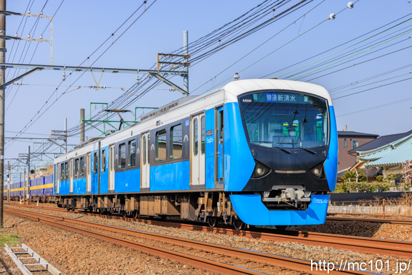静岡鉄道静岡清水線 狐ヶ崎～桜橋間で撮影した静岡鉄道A3000形A3501を先頭とする列車(A3001F)の写真