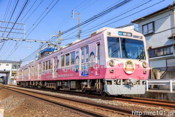 静岡鉄道静岡清水線 県総合運動場～県立美術館前間で撮影した静岡鉄道1000形1011を先頭とする列車(1011F)の写真