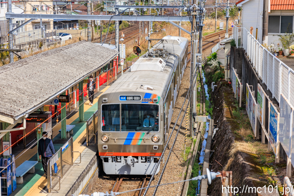 静岡鉄道静岡清水線 入江岡駅付近で撮影した静岡鉄道1000形1008を先頭とする列車(1008F)の写真
