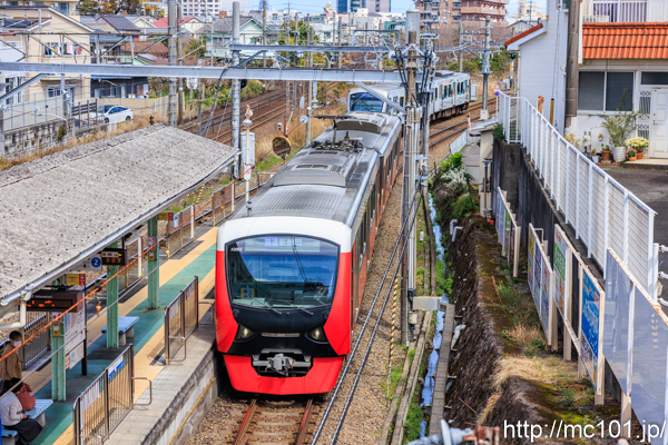 静岡鉄道静岡清水線 入江岡駅付近で撮影した静岡鉄道A3000形A3002を先頭とする列車(A3002F)の写真