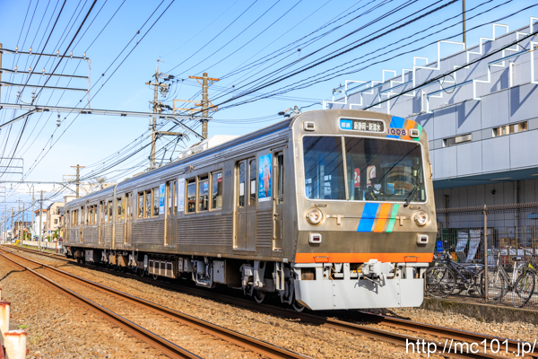 静岡鉄道静岡清水線 草薙～御門台間で撮影した静岡鉄道1000形1008を先頭とする列車(1008F)の写真