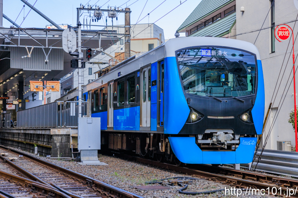 静岡鉄道静岡清水線 新静岡駅付近で撮影した静岡鉄道A3000形A3501を先頭とする列車(A3001F)の写真