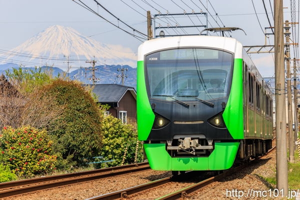 静岡鉄道静岡清水線 御門台～狐ヶ崎間で撮影した静岡鉄道A3000形A3008を先頭とする列車(A3008F)の写真