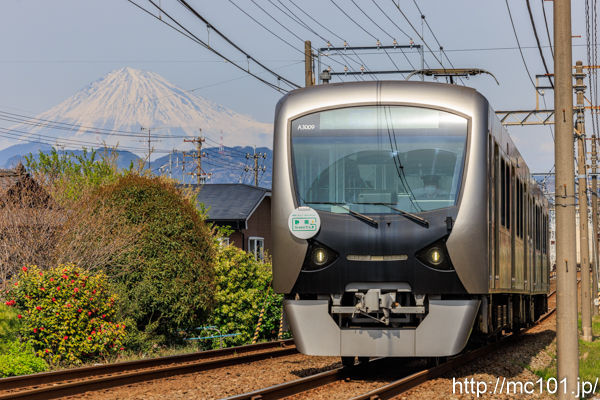 静岡鉄道静岡清水線 御門台～狐ヶ崎間で撮影した静岡鉄道A3000形A3009を先頭とする列車(A3009F)の写真