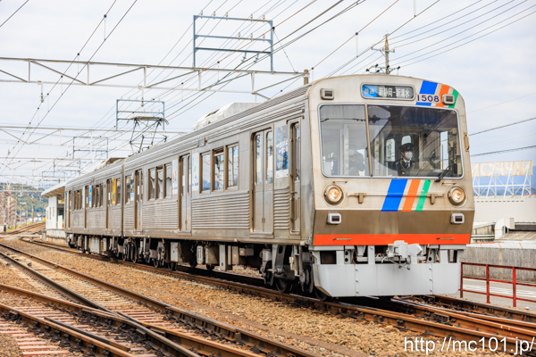 静岡鉄道静岡清水線 県総合運動場駅付近で撮影した静岡鉄道1000形1508を先頭とする列車(1008F)の写真