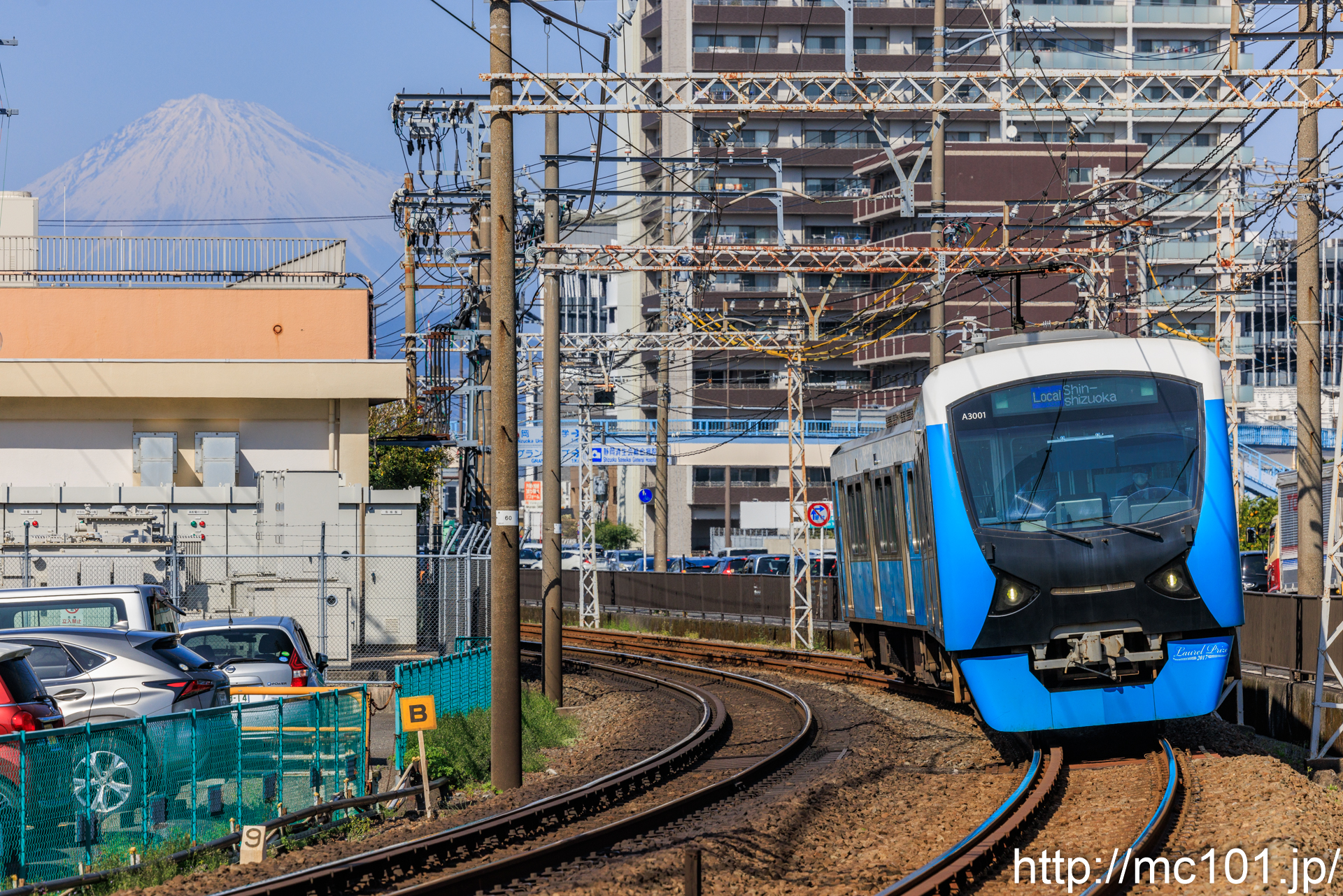 静岡鉄道静岡清水線 春日町～柚木間で撮影した静岡鉄道A3000形A3001を先頭とする列車(A3001F)の写真