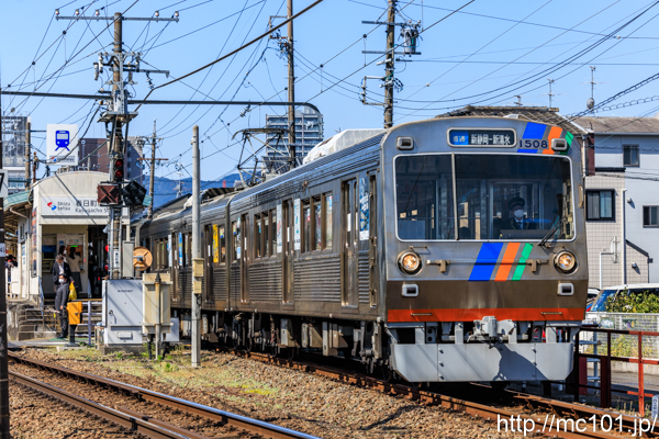 静岡鉄道静岡清水線 春日町駅付近で撮影した静岡鉄道1000形1508を先頭とする列車(1008F)の写真