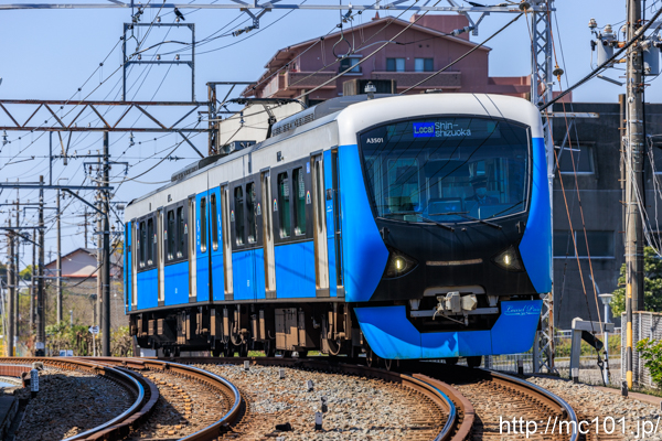 静岡鉄道静岡清水線 入江岡～新清水間で撮影した静岡鉄道A3000形A3501を先頭とする列車(A3001F)の写真