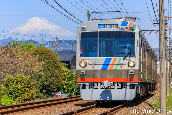 静岡鉄道静岡清水線 御門台～狐ヶ崎間で撮影した静岡鉄道A3000形1008を先頭とする列車(1008F)の写真