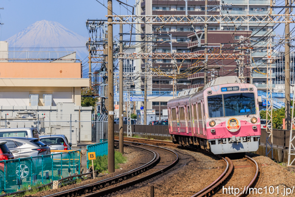 静岡鉄道静岡清水線 春日町～柚木間で撮影した静岡鉄道1000形1011を先頭とする列車(1011F)の写真