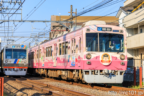 静岡鉄道静岡清水線 草薙駅付近で撮影した静岡鉄道1000形1011を先頭とする列車の写真