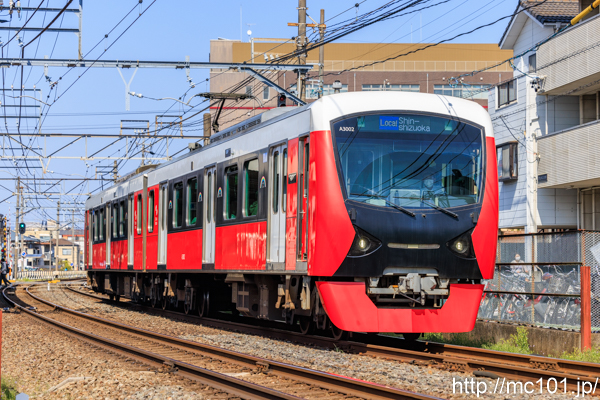 静岡鉄道静岡清水線 草薙駅付近で撮影した静岡鉄道A3000形A3002を先頭とする列車(A3002F)の写真