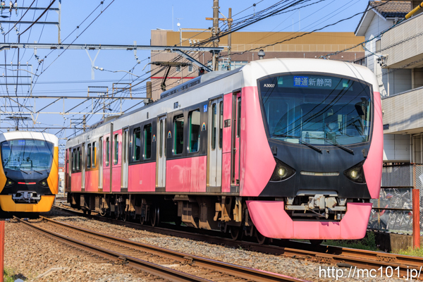 静岡鉄道静岡清水線 草薙駅付近で撮影した静岡鉄道A3000形A3007を先頭とする列車(A3007F)の写真
