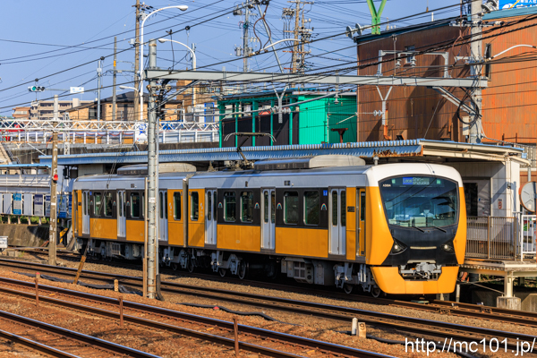 静岡鉄道静岡清水線 桜橋駅付近で撮影した静岡鉄道A3000形A3004を先頭とする列車(A3004F)の写真