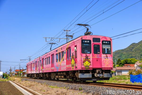 一畑電車大社線 高浜～遥堪間で撮影した一畑電車1000系1003を先頭とする列車(1003F)の写真