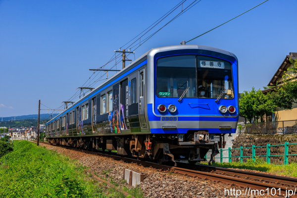 伊豆箱根鉄道駿豆線 田京～大仁間で撮影した伊豆箱根鉄道3000系3505を先頭とする列車(3505F)の写真