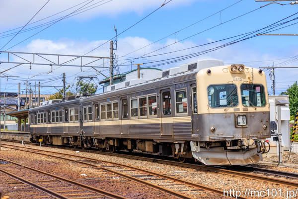 北陸鉄道浅野川線 内灘駅付近で撮影した北陸鉄道8000系8812を先頭とする列車(8802F)の写真