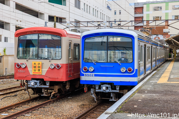 伊豆箱根鉄道大雄山線 大雄山駅で撮影した伊豆箱根鉄道5000系5502を先頭とする列車(5502F)の写真