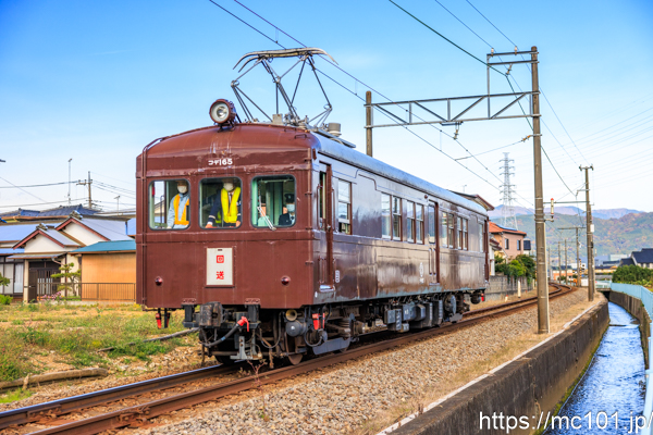 伊豆箱根鉄道大雄山線 塚原～和田河原間で撮影した伊豆箱根鉄道コデ165形コデ165の写真