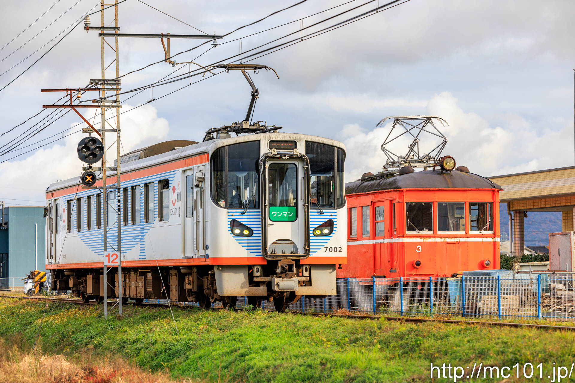 一畑電車大社線 川跡～高浜間で撮影した一畑電車7000系7002の写真