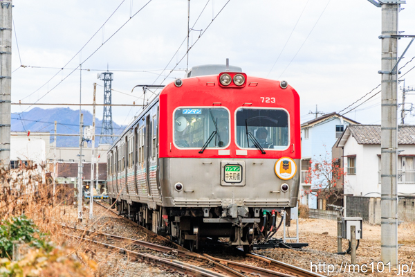 上毛電気鉄道上毛線 西桐生駅付近で撮影した上毛電気鉄道700形723を先頭とする列車の写真