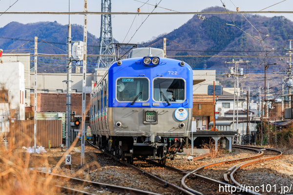 上毛電気鉄道上毛線 西桐生駅付近で撮影した上毛電気鉄道700形722を先頭とする列車の写真