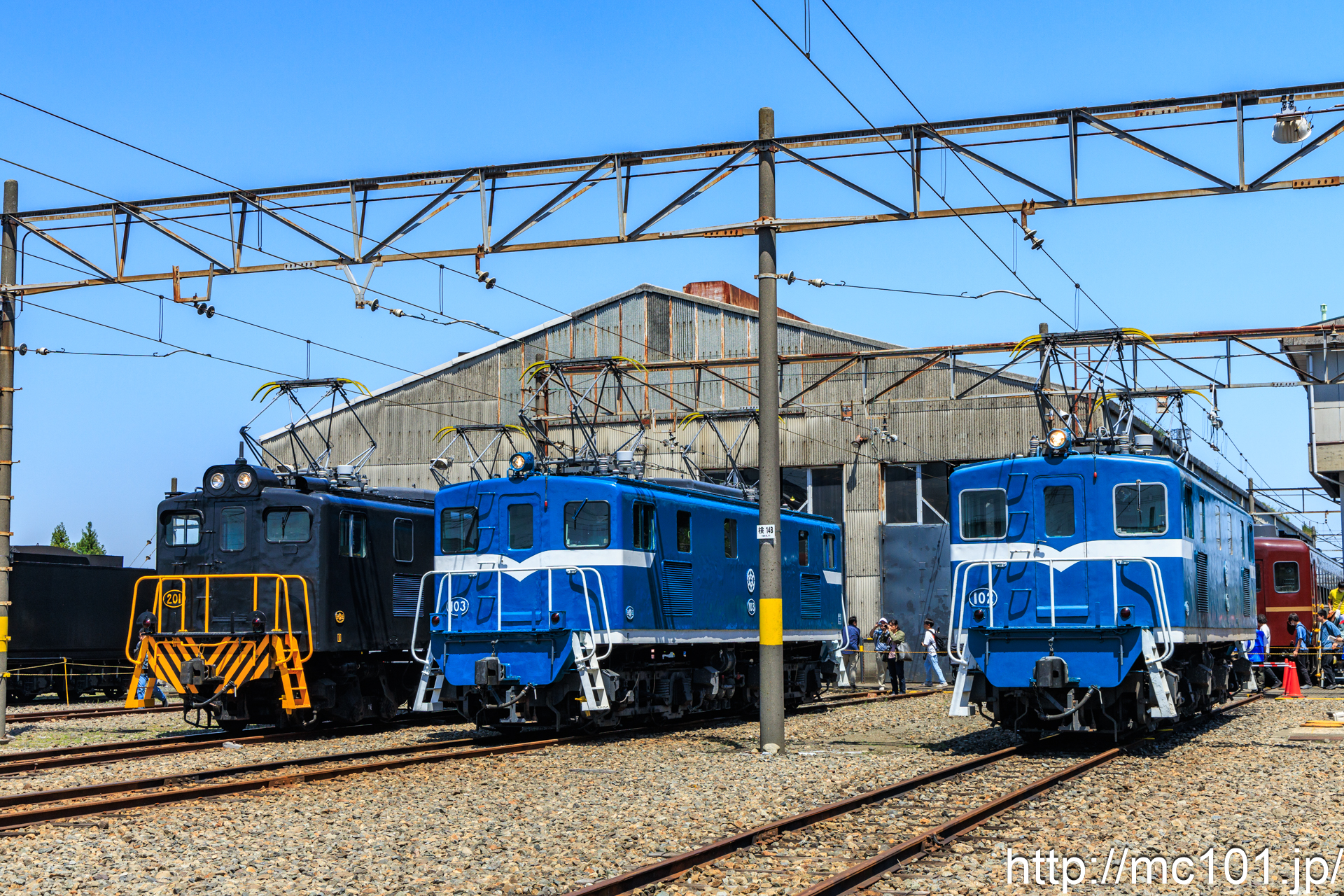 秩父鉄道秩父本線広瀬川原車両基地 で撮影した秩父鉄道デキ100形102号機  の写真