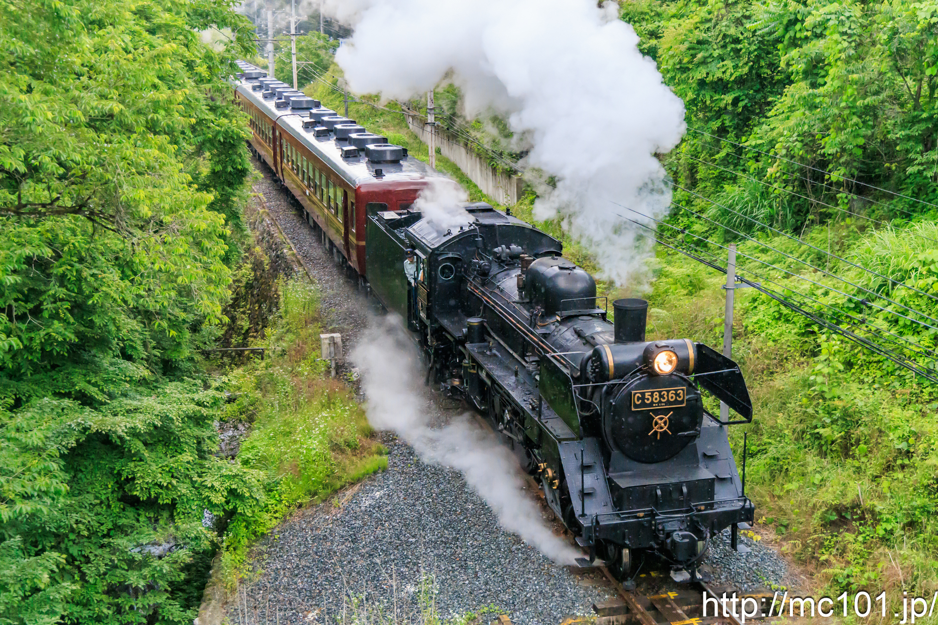 秩父鉄道秩父本線影森～浦山口間 で撮影した秩父鉄道C58 363号機  + 12系客車 の写真