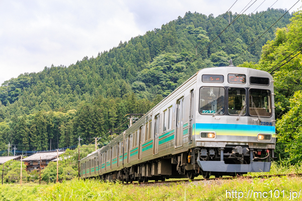 秩父鉄道秩父本線白久～三峰口間 で撮影した秩父鉄道7500系7504 他 の写真