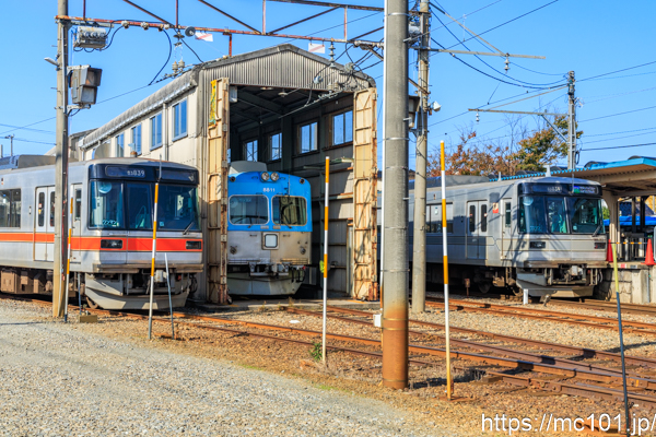 北陸鉄道浅野川線内灘駅付近 で撮影した北陸鉄道03系03-834 他 の写真