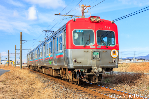 上毛電気鉄道上毛線粕川～膳間 で撮影した上毛電気鉄道700形713 他 の写真