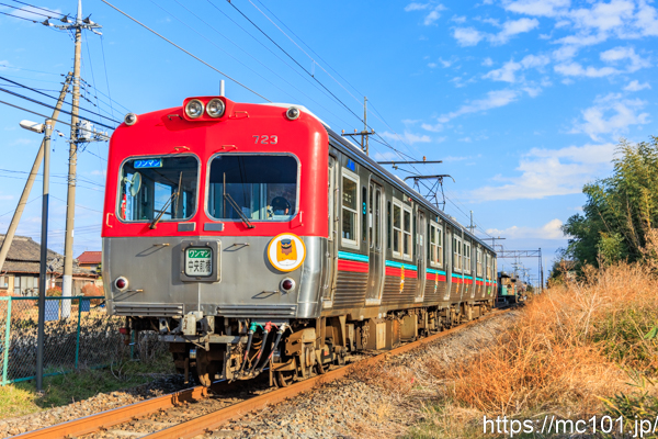 上毛電気鉄道上毛線樋越～北原間 で撮影した上毛電気鉄道700形723 他 の写真