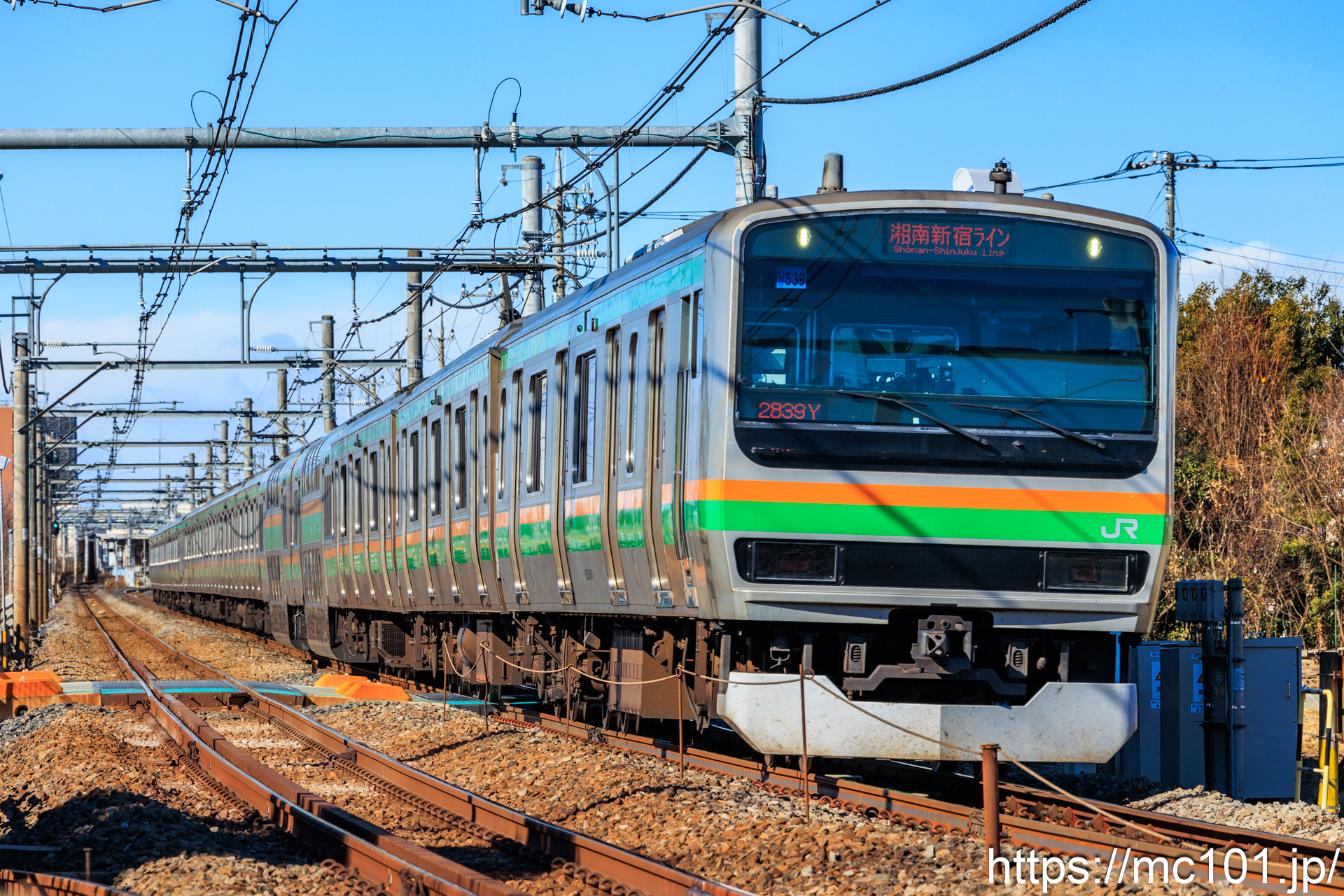 JR東日本高崎線吹上～行田間 で撮影したJR東日本E231系近郊タイプクハE230-8039 他 の写真