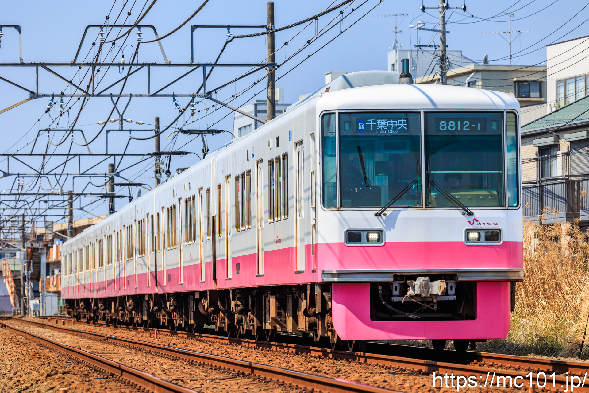 新京成電鉄新京成線常盤平～五香間 で撮影した新京成電鉄8800系8812-1 他 の写真