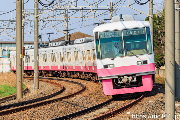 新京成電鉄新京成線三咲～滝不動間 で撮影した新京成電鉄8800系8812-1 他 の写真