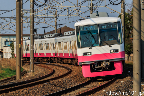 新京成電鉄新京成線三咲～滝不動間 で撮影した新京成電鉄8800系8810-1 他 の写真