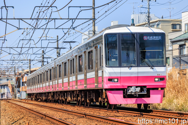 新京成電鉄新京成線常盤平～五香間 で撮影した新京成電鉄8900系8911 他 の写真