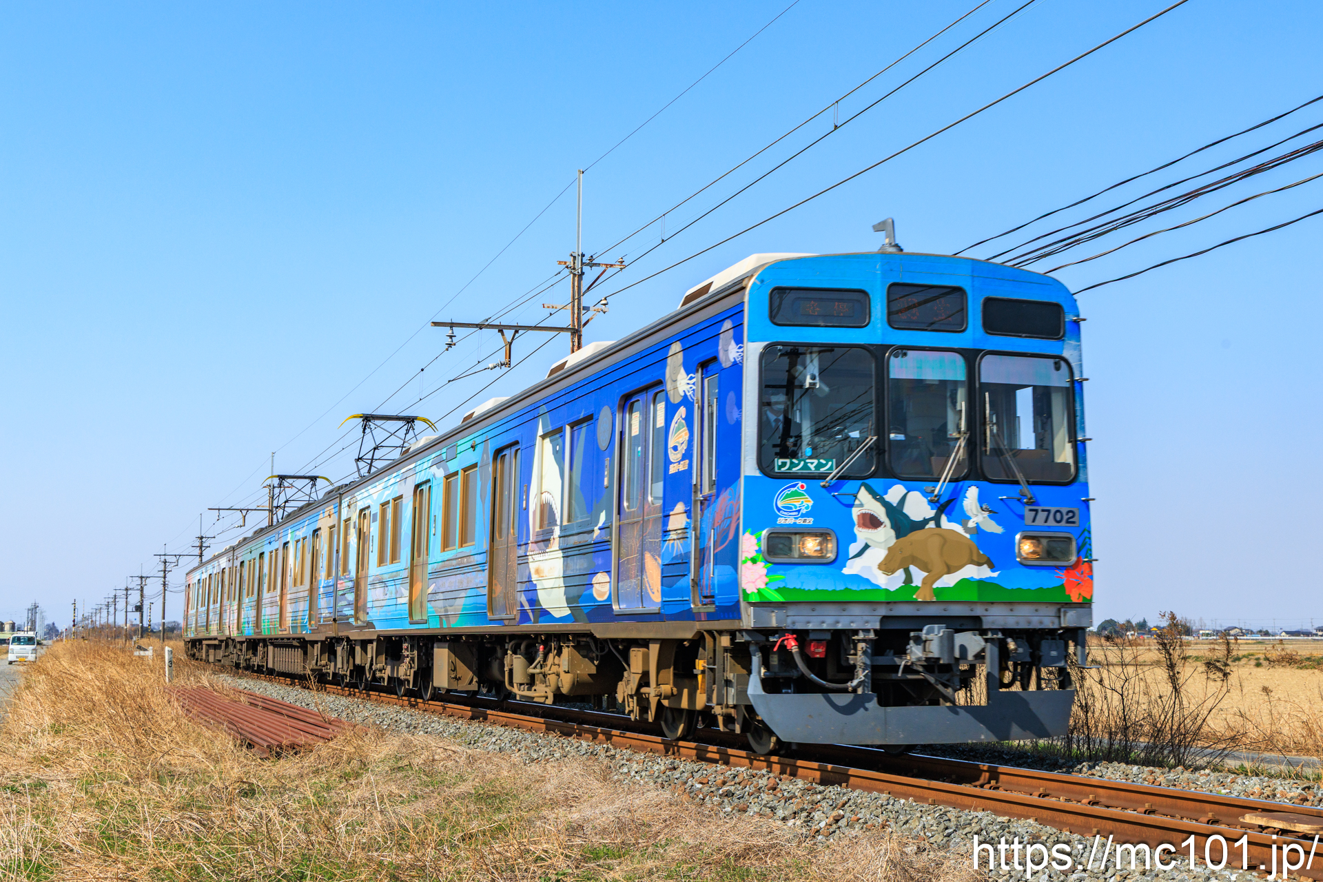 秩父鉄道秩父本線 新郷～武州荒木間で撮影した秩父鉄道7500系7702を先頭とする列車(7502F)の写真
