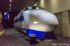 [京都鉄道博物館] 新幹線122-5003(本館)
