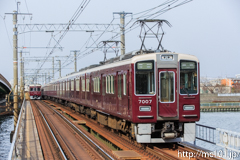 [阪急神戸線神崎川駅] 148列車、7007F