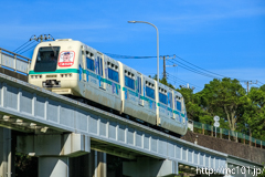 [山万ユーカリが丘線女子大～中学校間] 87列車、1000形1002F、こあら2号