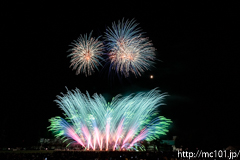 [第24回ひたちなか祭り花火大会] 14. メロディー付デジタルスターマイン「夜空のファンタジー」(2)