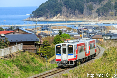 [三陸鉄道リアス線大槌～吉里吉里間] 1012D、36-700形36-717+36-718