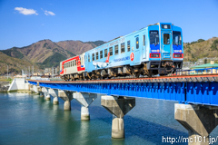 [三陸鉄道リアス線大槌～吉里吉里間] 5008D、36-208+36-101、後追い