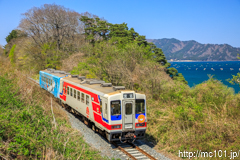 [三陸鉄道リアス線岩手船越～織笠間] 2013D、36-101+36-208、後追い