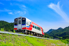 [三陸鉄道リアス線両石~鵜住居間] 15D、36-700形36-711