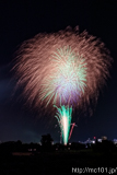 [第70回熊谷花火大会] <dl class='description'><dt>プログラムNo.</dt><dd>75</dd><dt>種別</dt><dd>スターマイン</dd><dt>提供</dt><dd>太平洋セメント株式会社熊谷工場(1)</dd></dl>