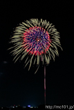 [第70回熊谷花火大会] <dl class='description'><dt>プログラムNo.</dt><dd>42</dd><dt>種別</dt><dd>10号1発</dd><dt>提供</dt><dd>(株)玉井ホーム</dd></dl>